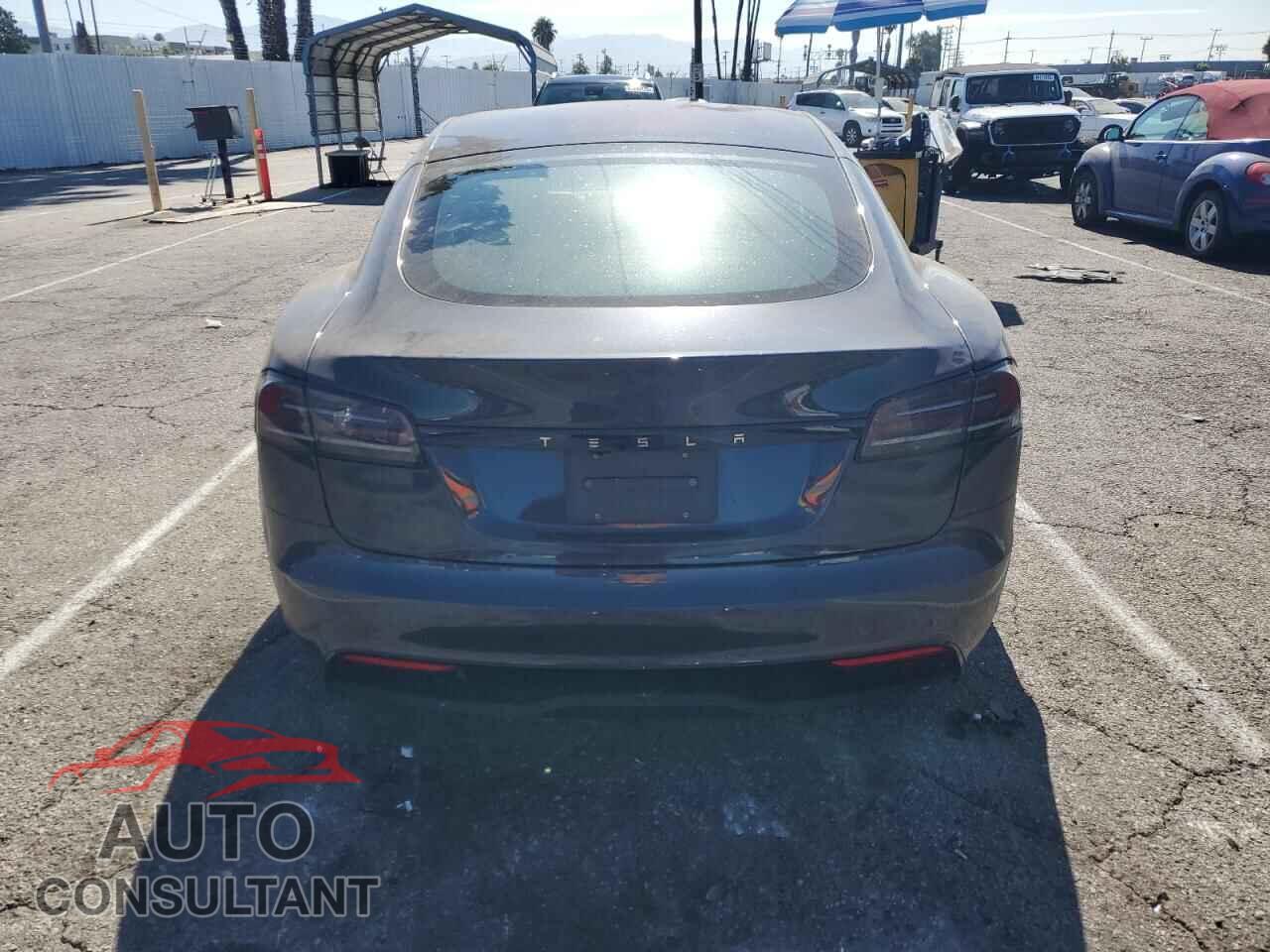 TESLA MODEL S 2024 - 5YJSA1E58RF535530