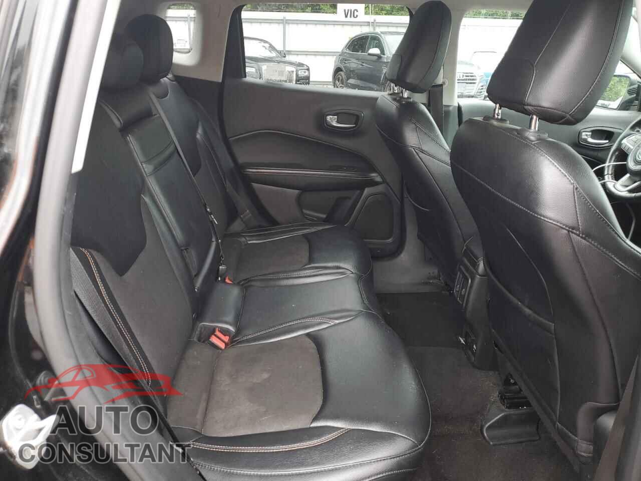 JEEP COMPASS 2017 - 3C4NJDBB4HT689645