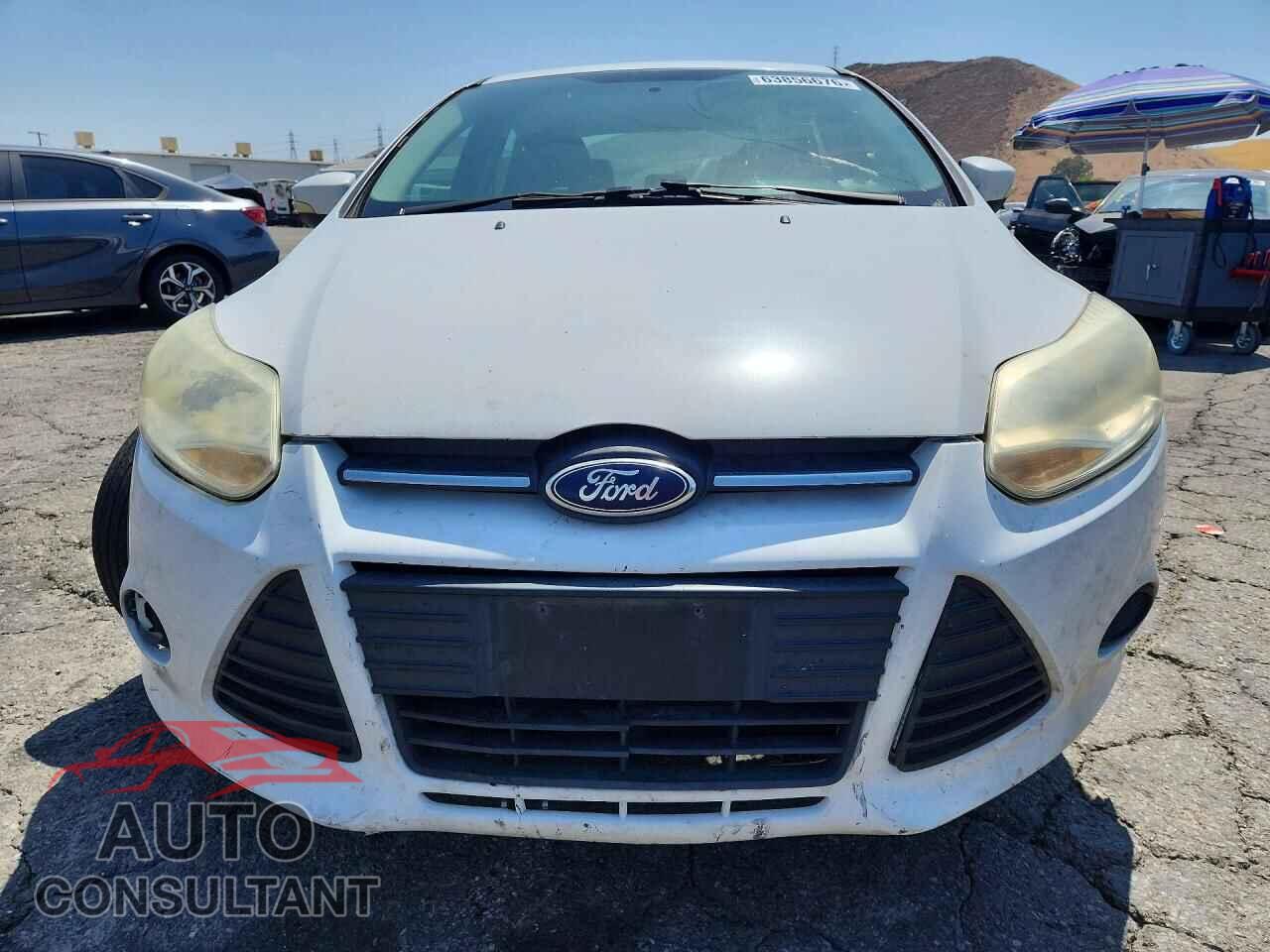 FORD FOCUS 2014 - 1FADP3F23EL299230