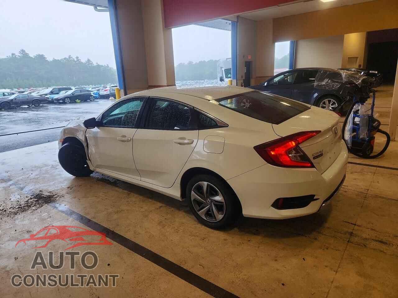 HONDA CIVIC 2019 - 2HGFC2F64KH564078