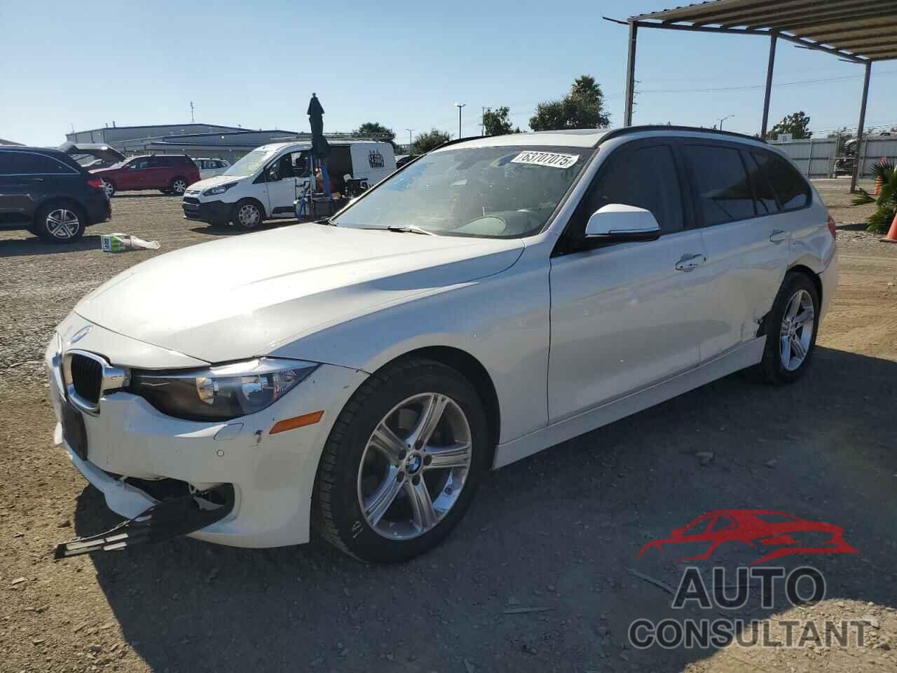 BMW 3 SERIES 2014 - WBA3G7C51EKN37526