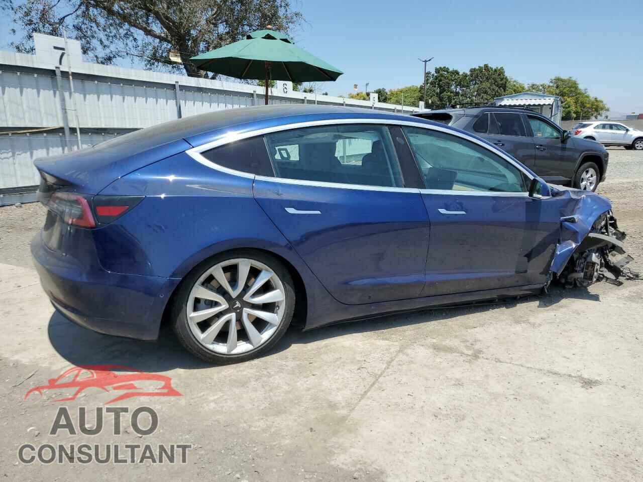 TESLA MODEL 3 2018 - 5YJ3E1EA6JF109006