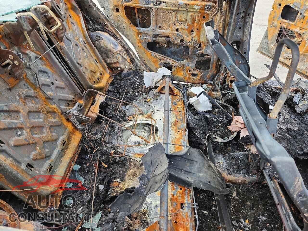 TOYOTA COROLLA 2017 - 2T1BURHE5HC843159
