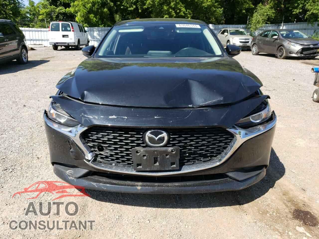 MAZDA 3 2019 - 3MZBPAC76KM111104