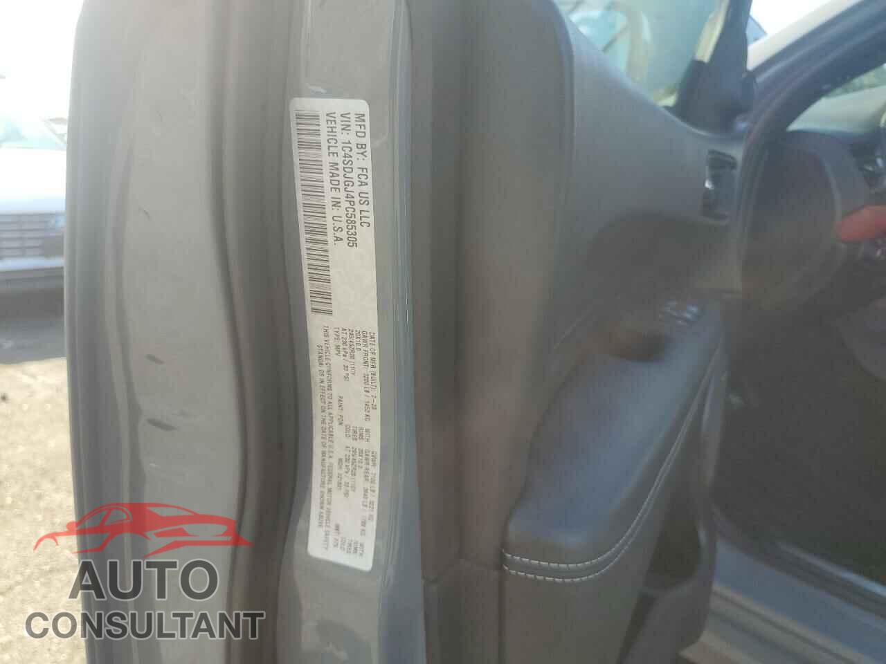 DODGE DURANGO 2023 - 1C4SDJGJ4PC585305