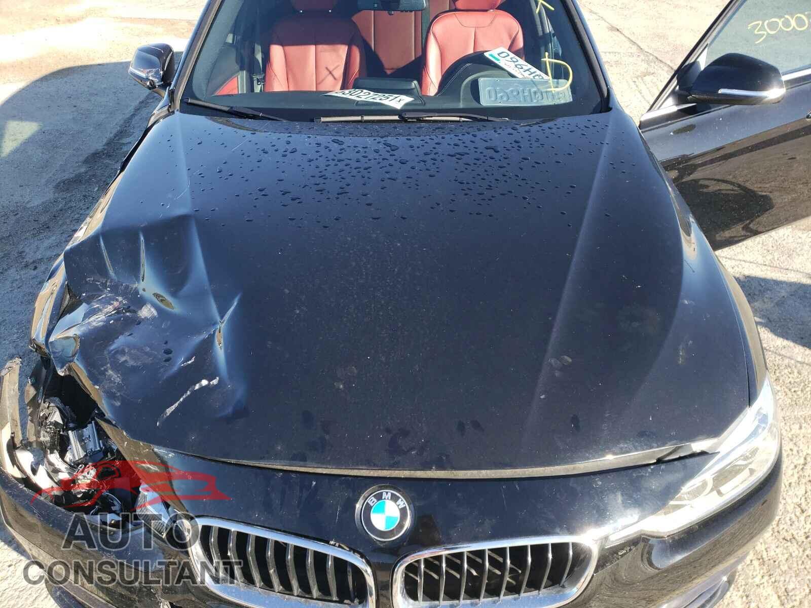 BMW 3 SERIES 2018 - WBA8B9C51JEE81454