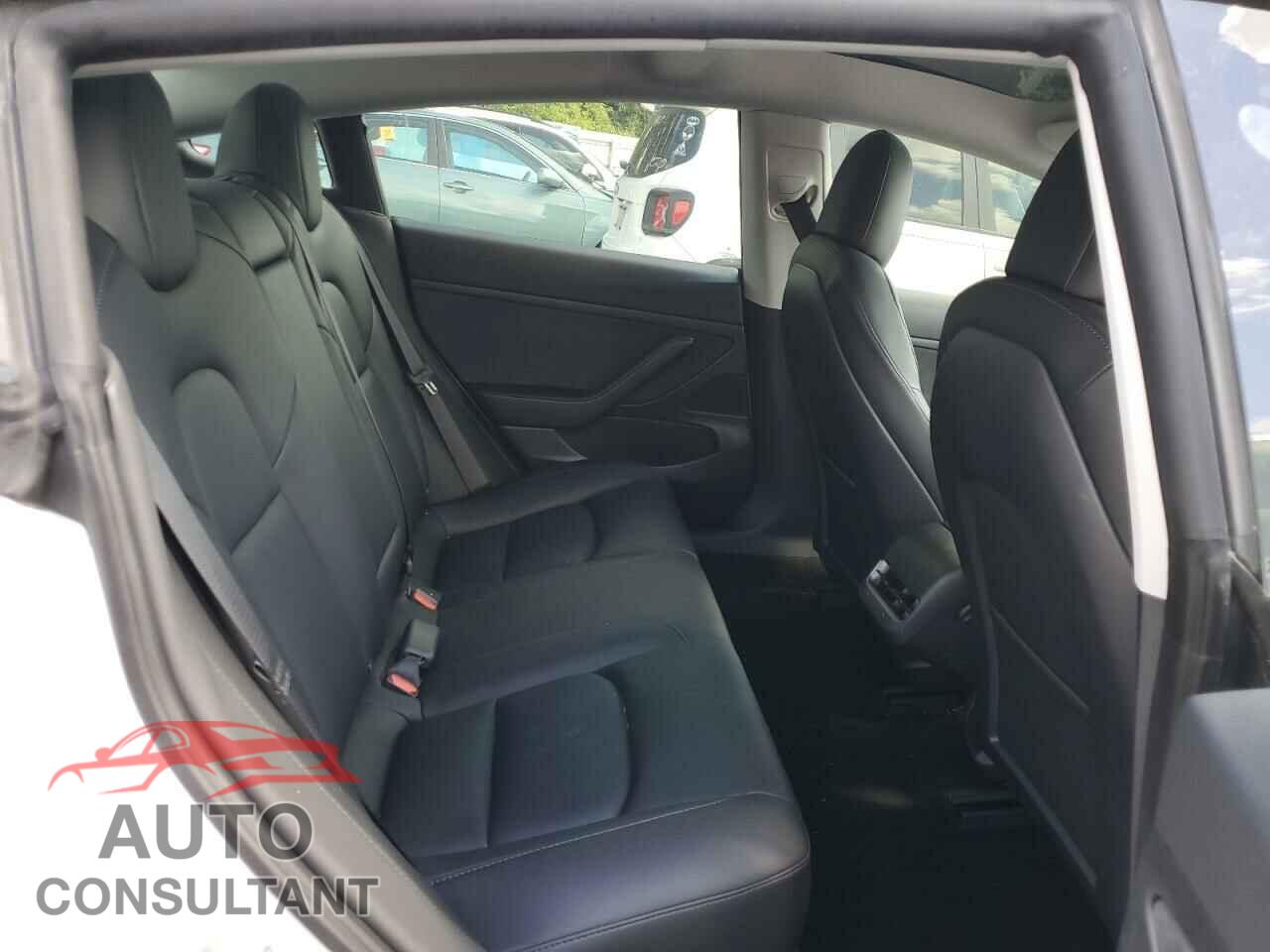 TESLA MODEL 3 2021 - 5YJ3E1EA9MF852019