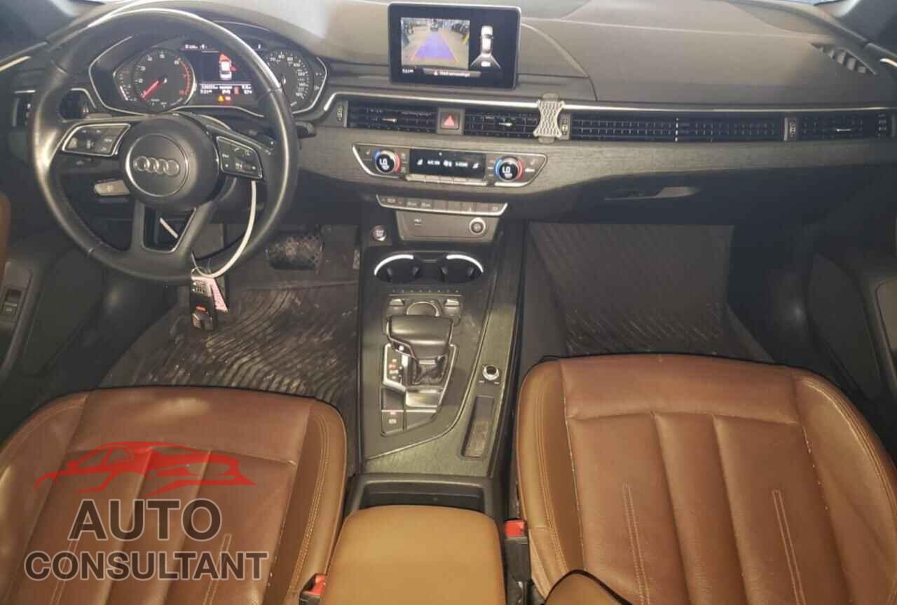 AUDI A4 2018 - WAUKMAF44JA108417