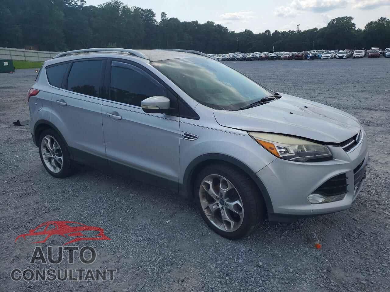 FORD ESCAPE 2015 - 1FMCU9J91FUB68942