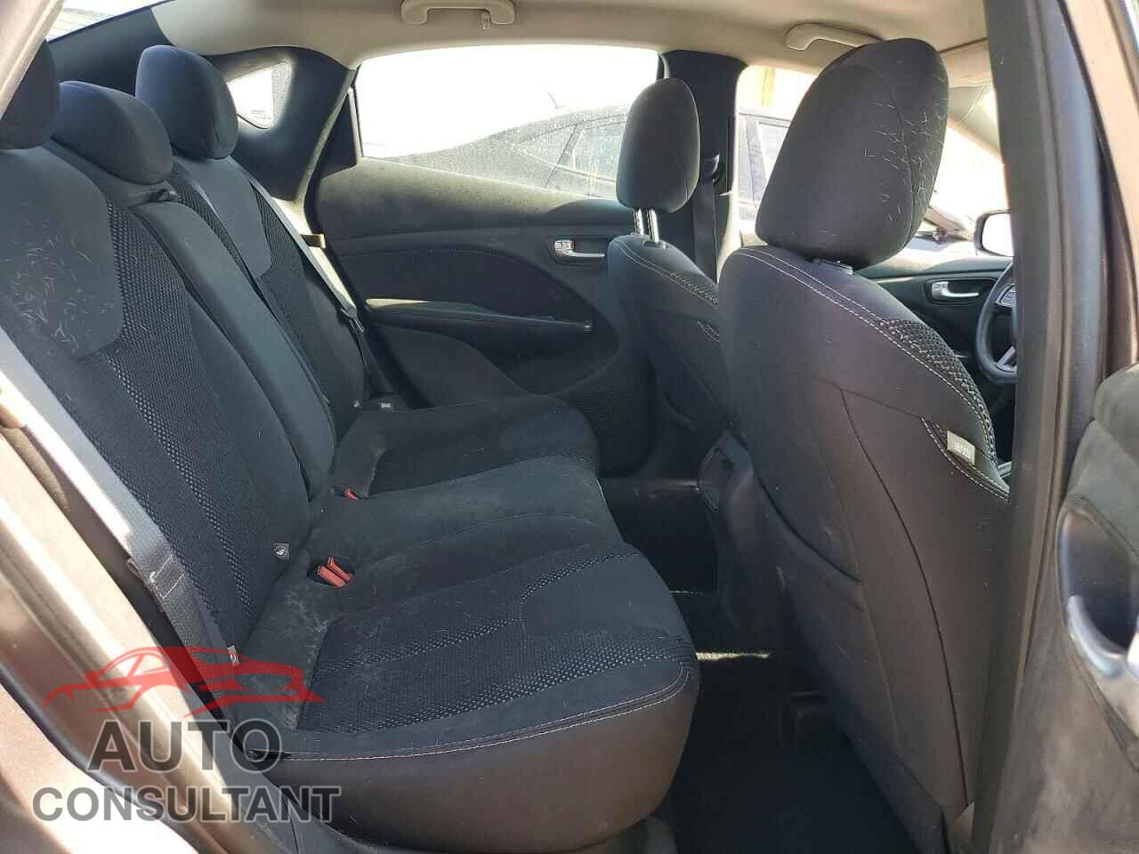 DODGE DART 2015 - 1C3CDFBB5FD390490