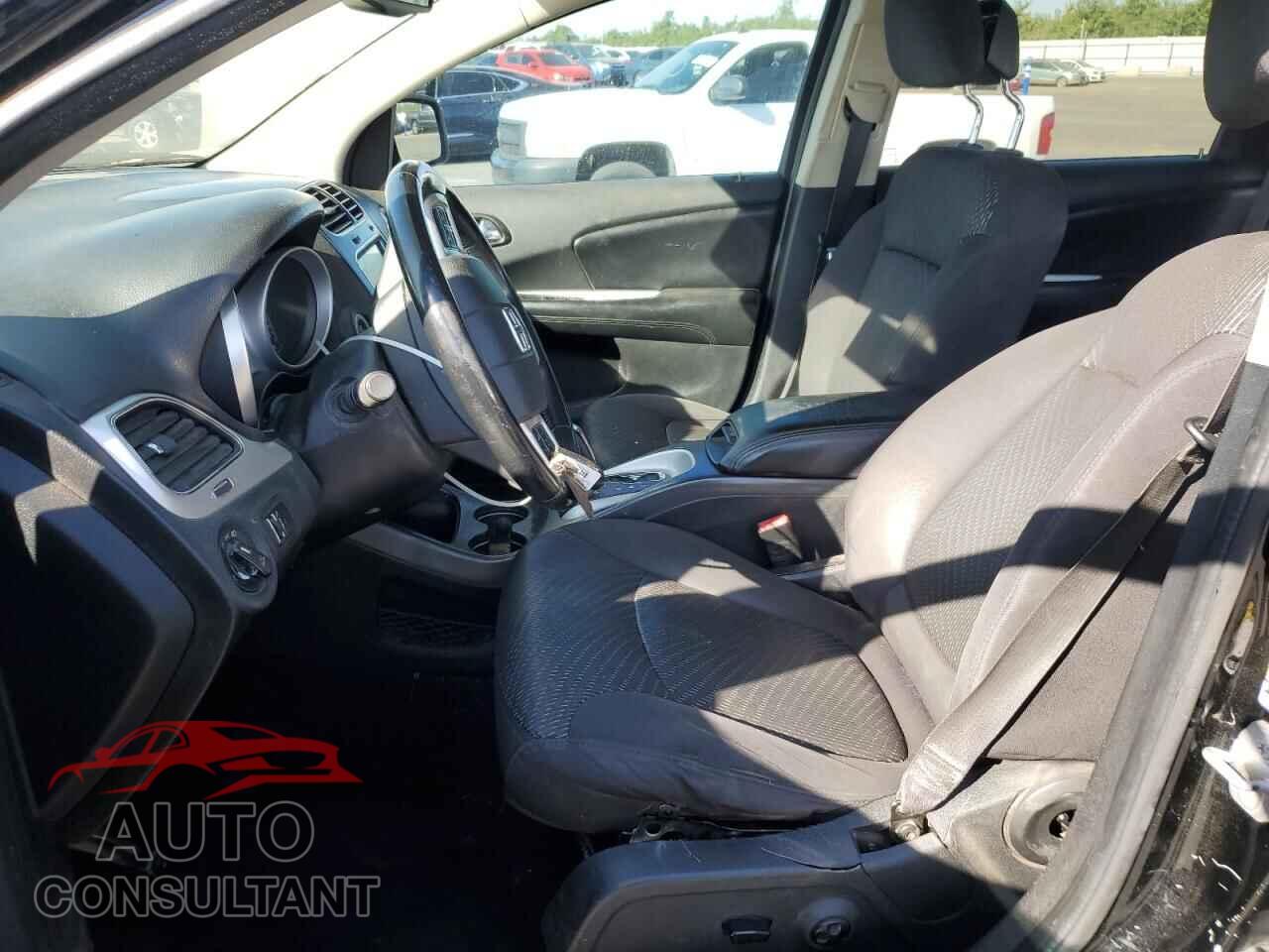 DODGE JOURNEY 2015 - 3C4PDCBB5FT547408