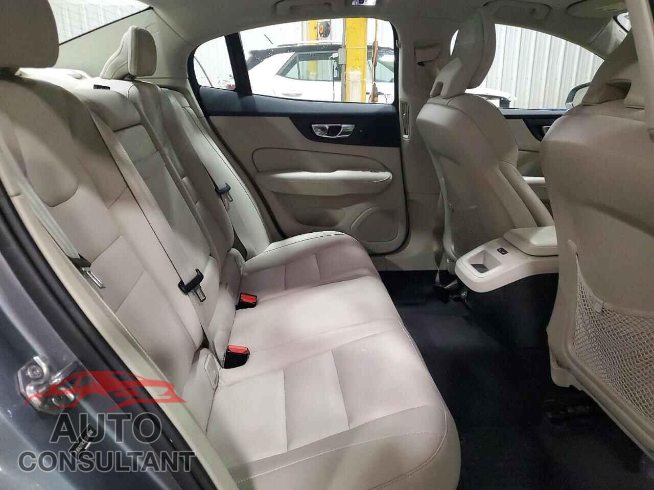 VOLVO S60 2020 - 7JRA22TK7LG048468