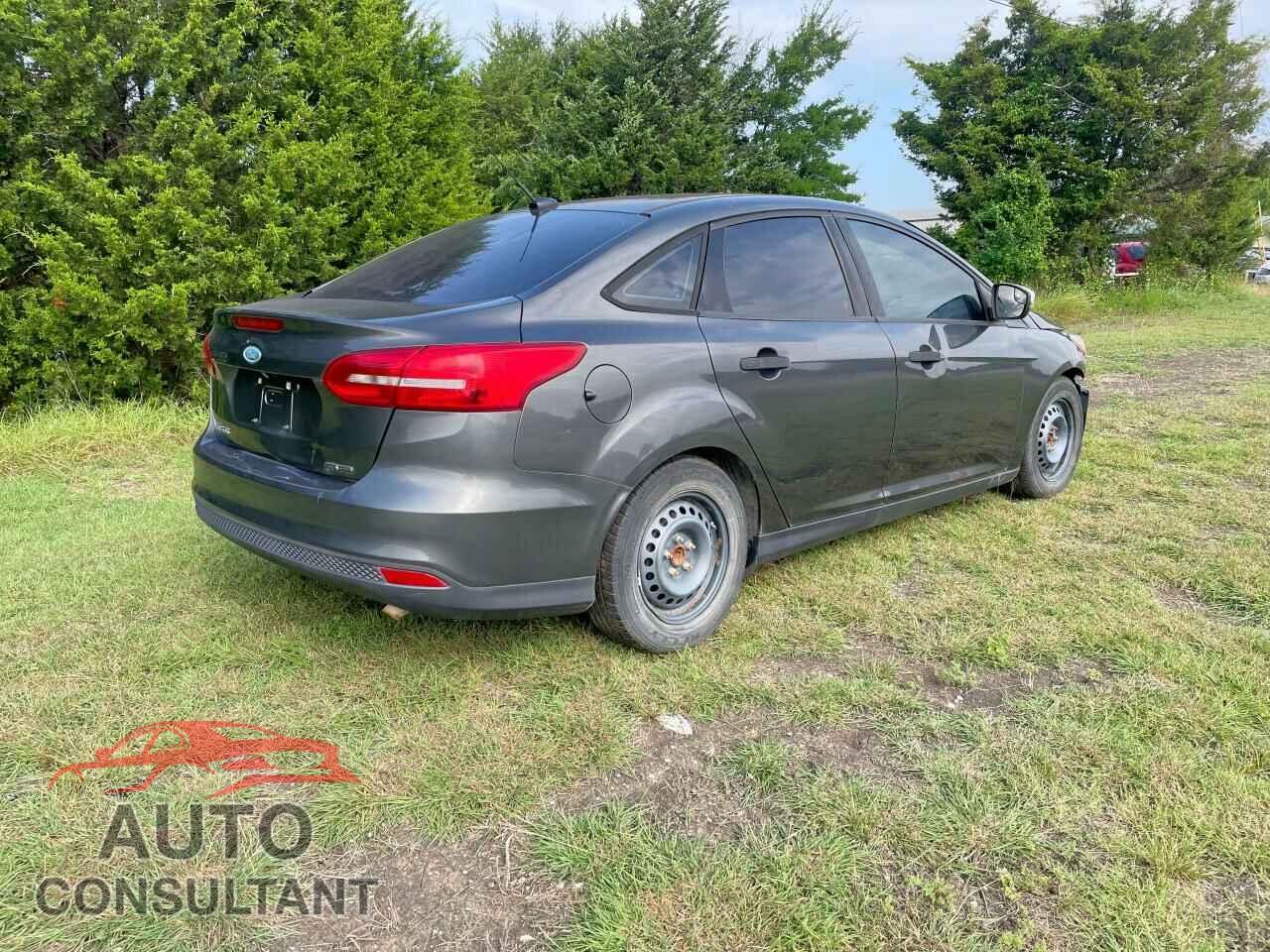 FORD FOCUS 2015 - 1FADP3E28FL261091