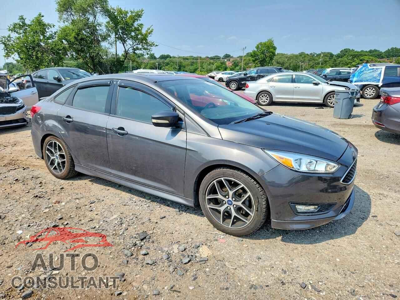 FORD FOCUS 2015 - 1FADP3F24FL237885