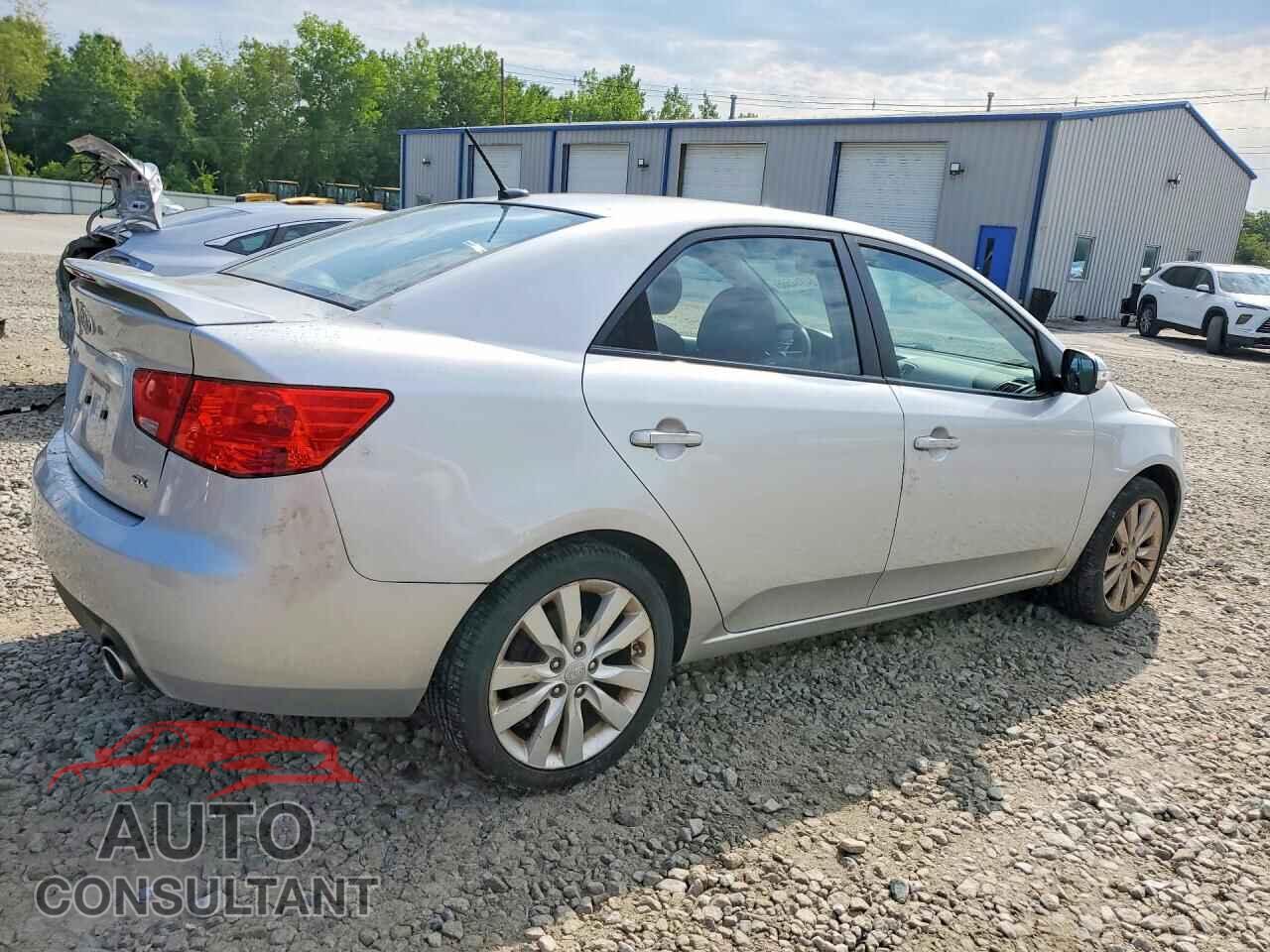 KIA FORTE 2010 - KNAFW4A37A5227857