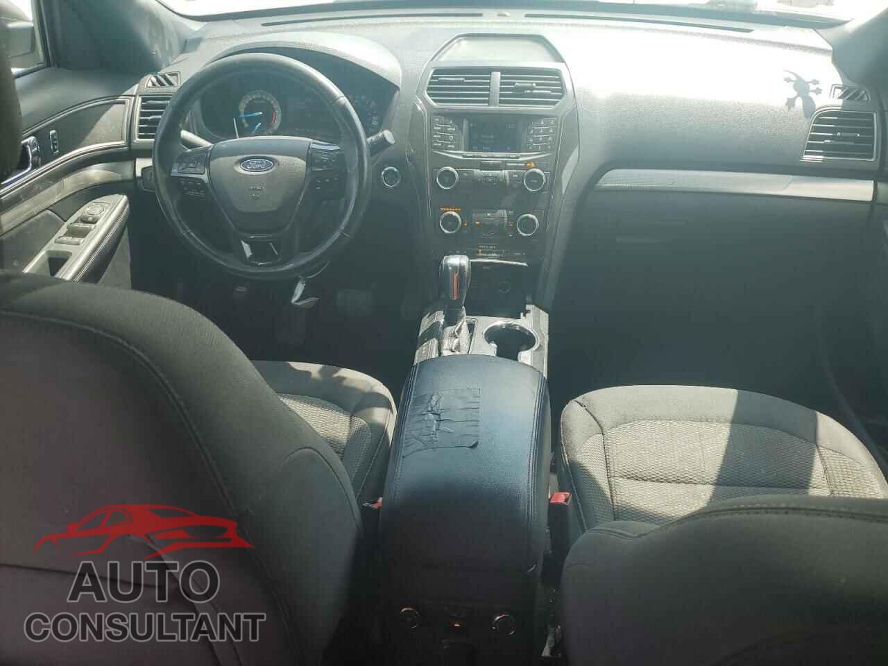 FORD EXPLORER 2018 - 1FM5K7D80JGA95379