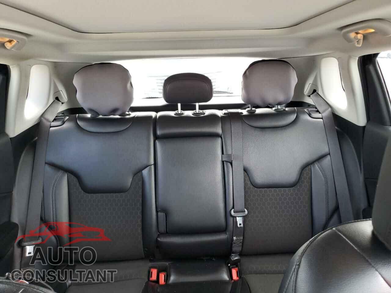 JEEP COMPASS 2021 - 3C4NJDBB2MT572057