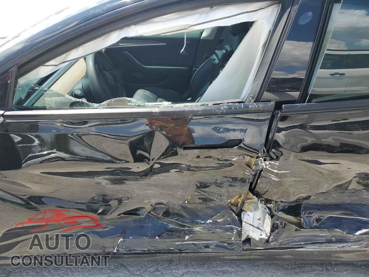 TESLA MODEL 3 2023 - 5YJ3E1EC5PF564164