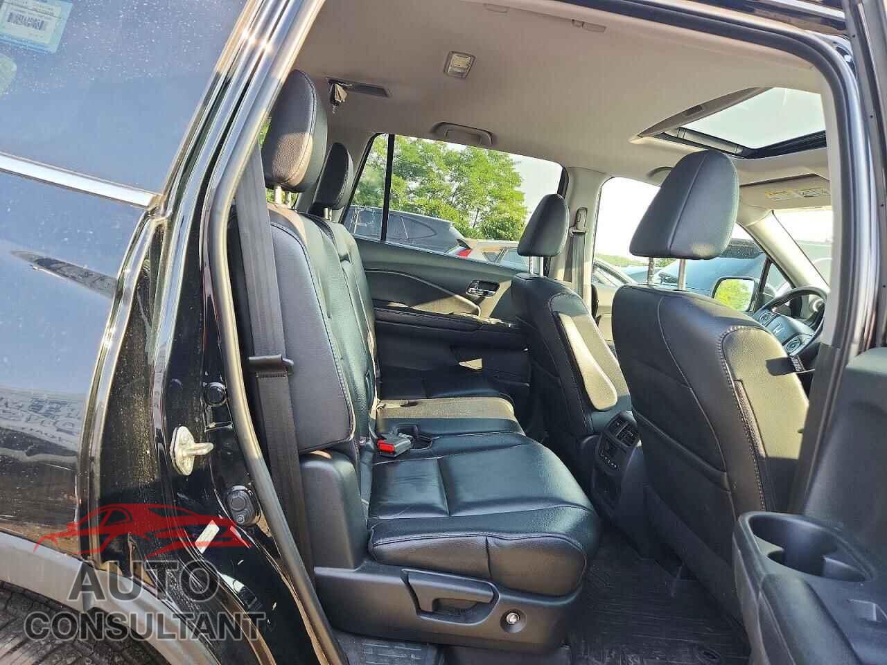 HONDA PILOT 2016 - 5FNYF6H55GB079889