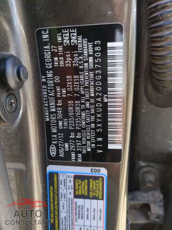 KIA SORENTO 2013 - 5XYKUDA20DG375083