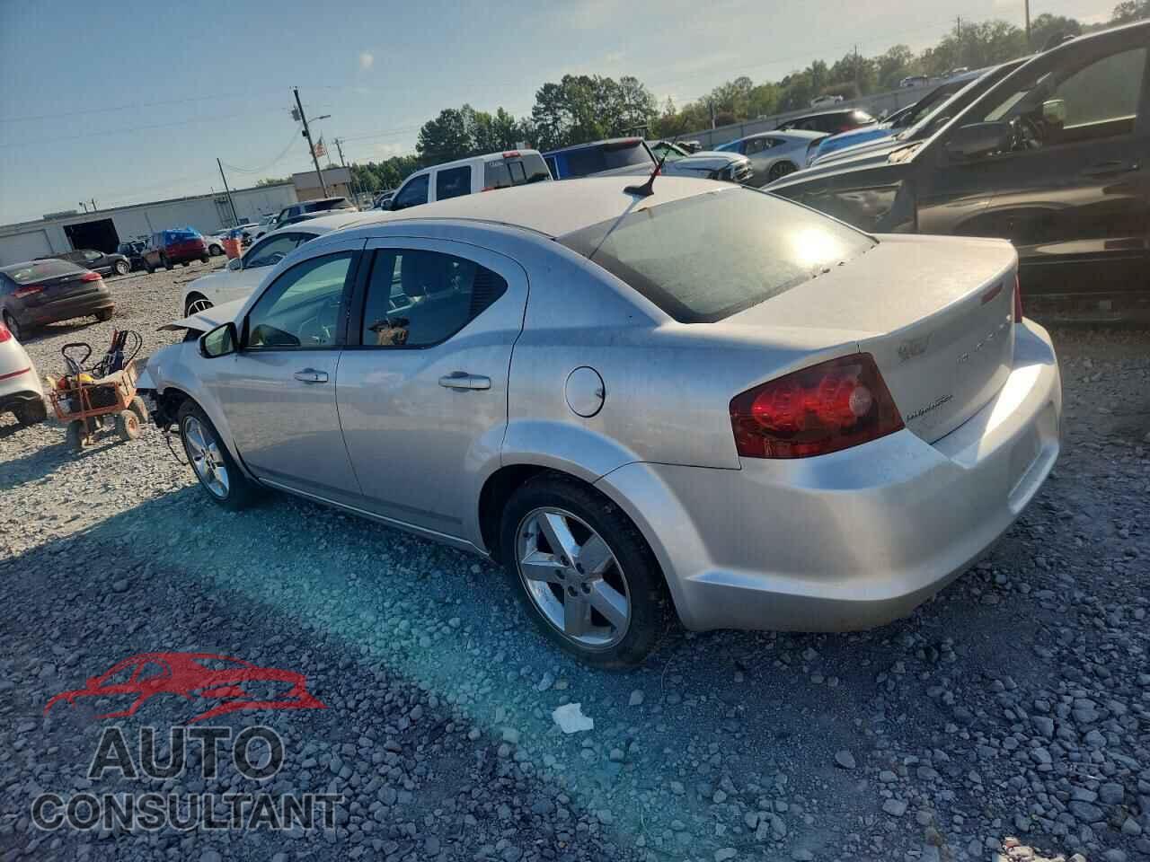 DODGE AVENGER 2011 - 1B3BD2FB4BN524521