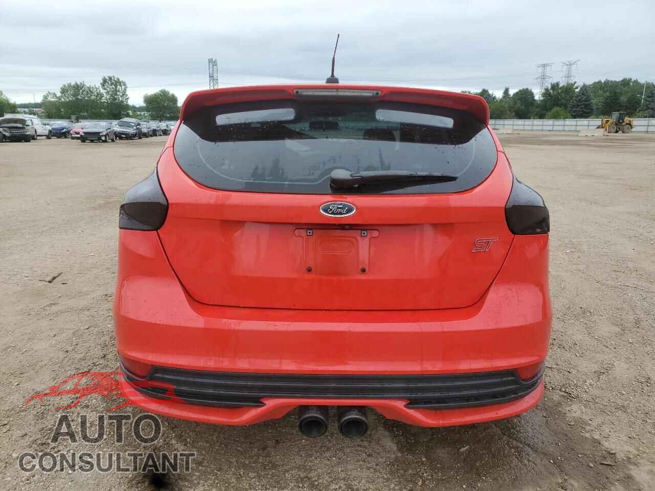 FORD FOCUS 2017 - 1FADP3L94HL310189