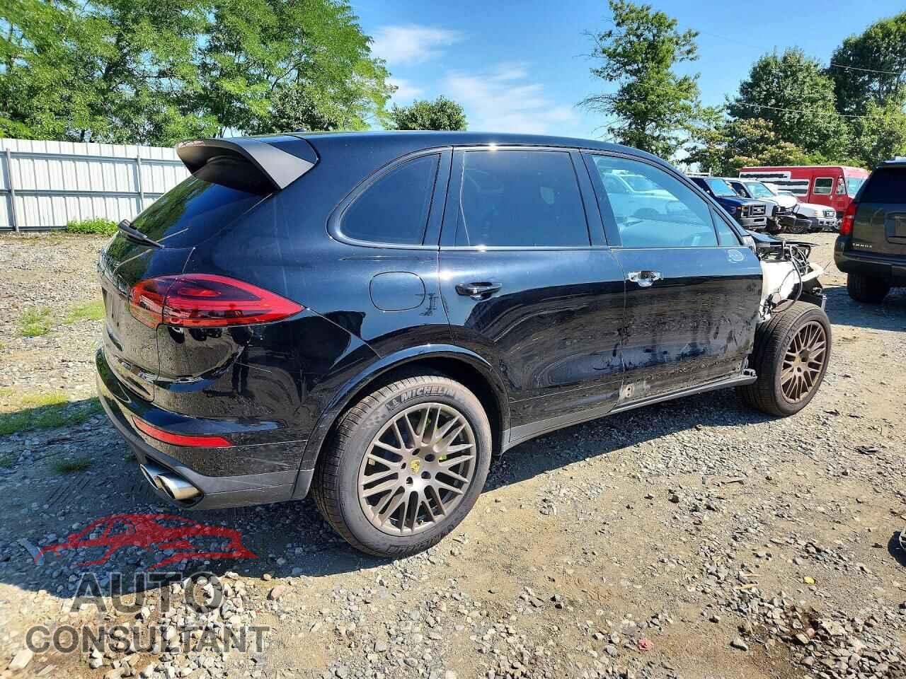 PORSCHE CAYENNE 2017 - WP1AE2A24HLA74953