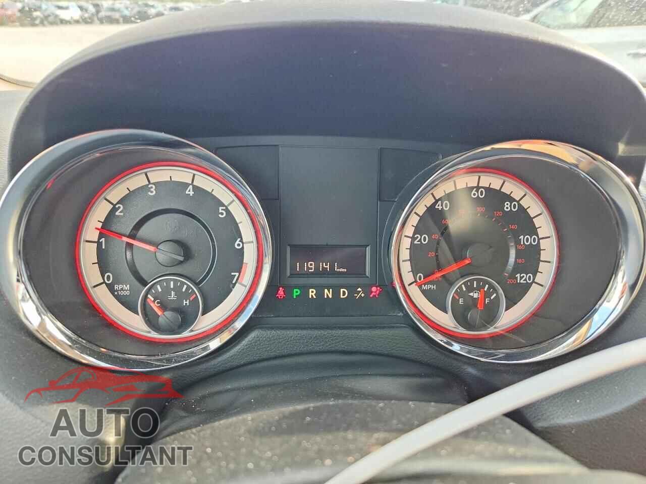 DODGE CARAVAN 2013 - 2C4RDGBG2DR814788