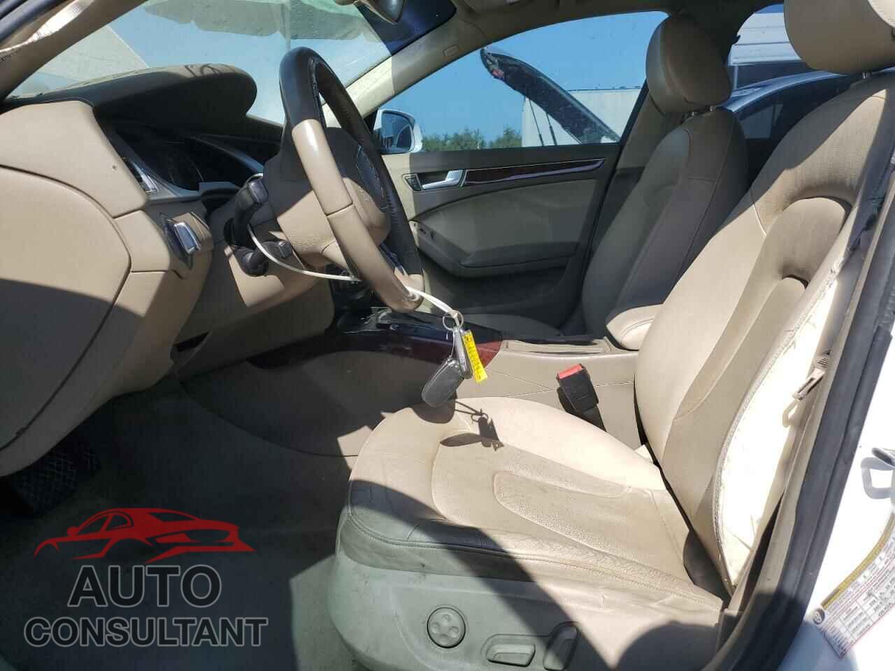AUDI A4 2012 - WAUAFAFL7CN008109