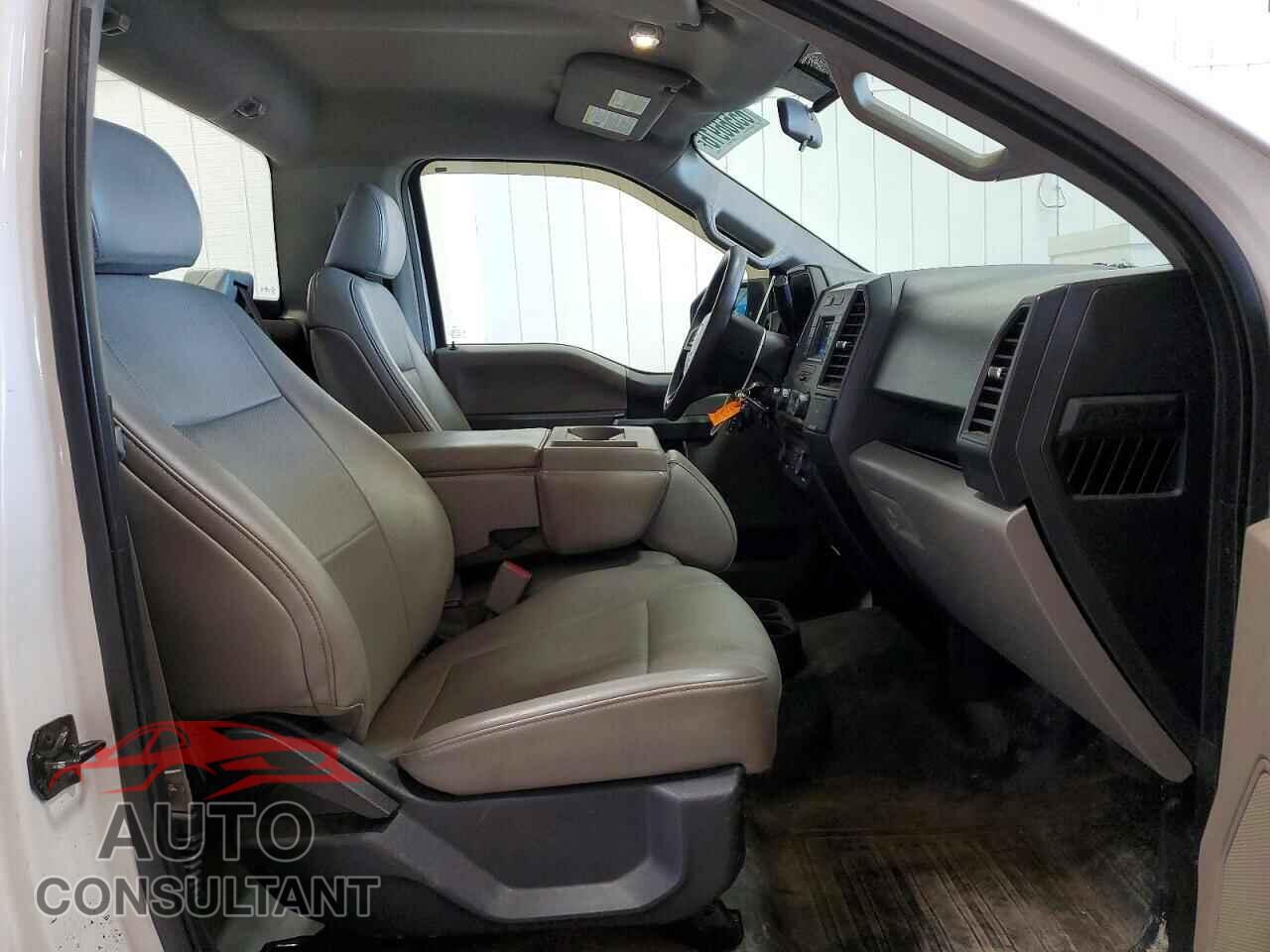 FORD F150 2017 - 1FTMF1E82HFA99305
