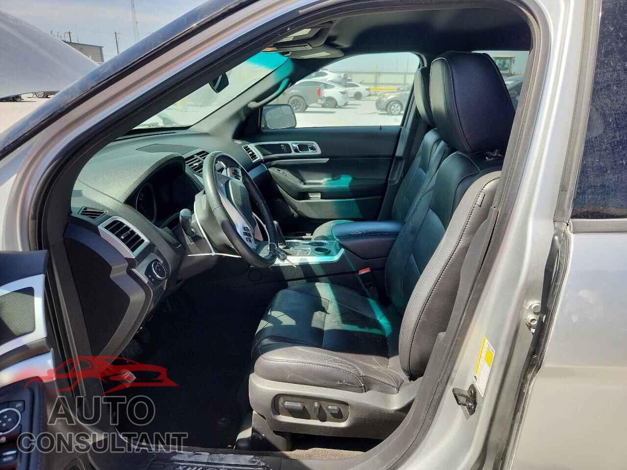 FORD EXPLORER 2015 - 1FM5K7D87FGA93572