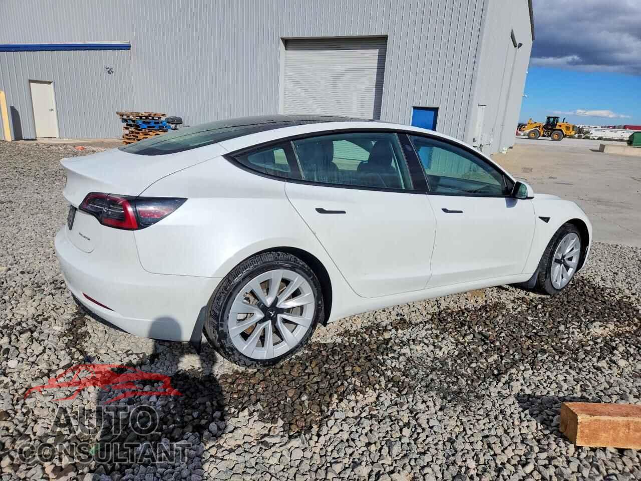 TESLA MODEL 3 2023 - 5YJ3E1EB8PF393143