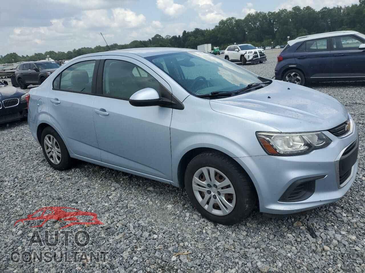 CHEVROLET SONIC 2017 - 1G1JB5SH0H4156373