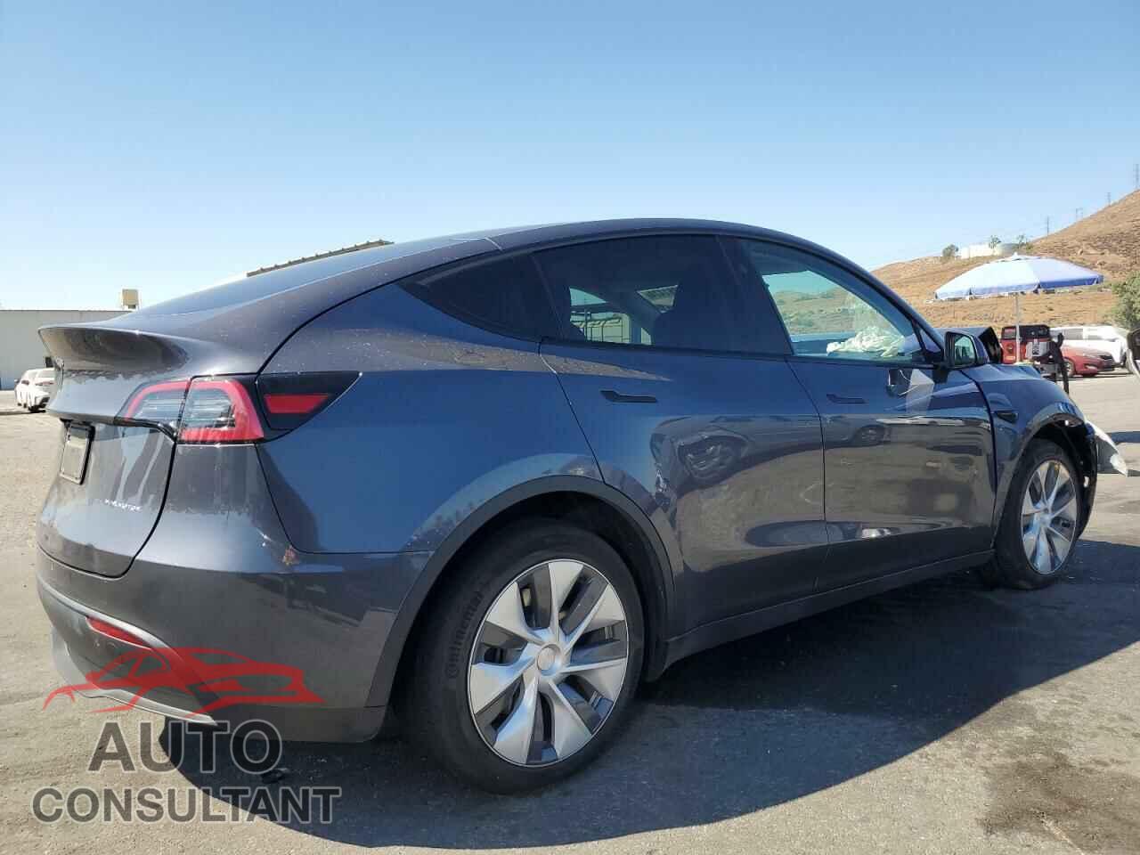 TESLA MODEL Y 2023 - 7SAYGAEE4PF899677