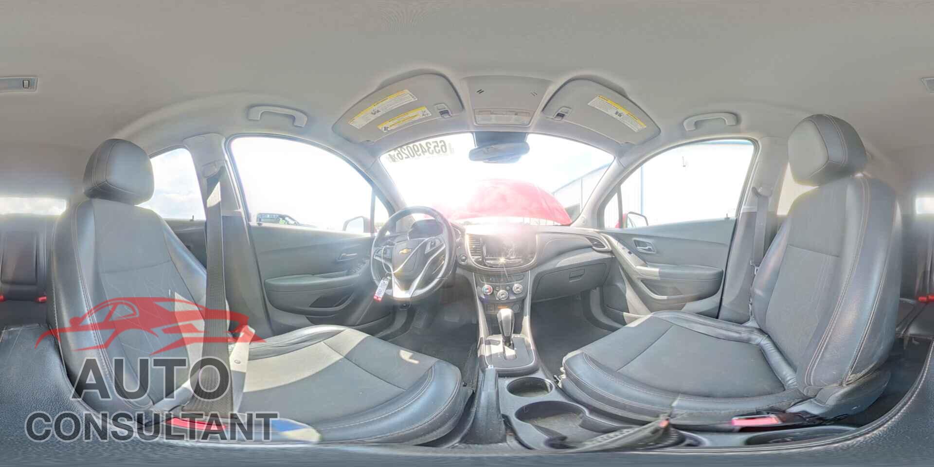CHEVROLET TRAX 2018 - 3GNCJLSB5JL215587