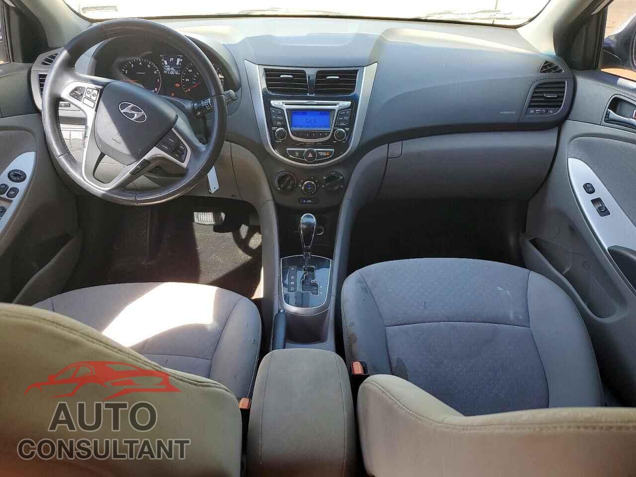 HYUNDAI ACCENT 2013 - KMHCU5AE7DU133812