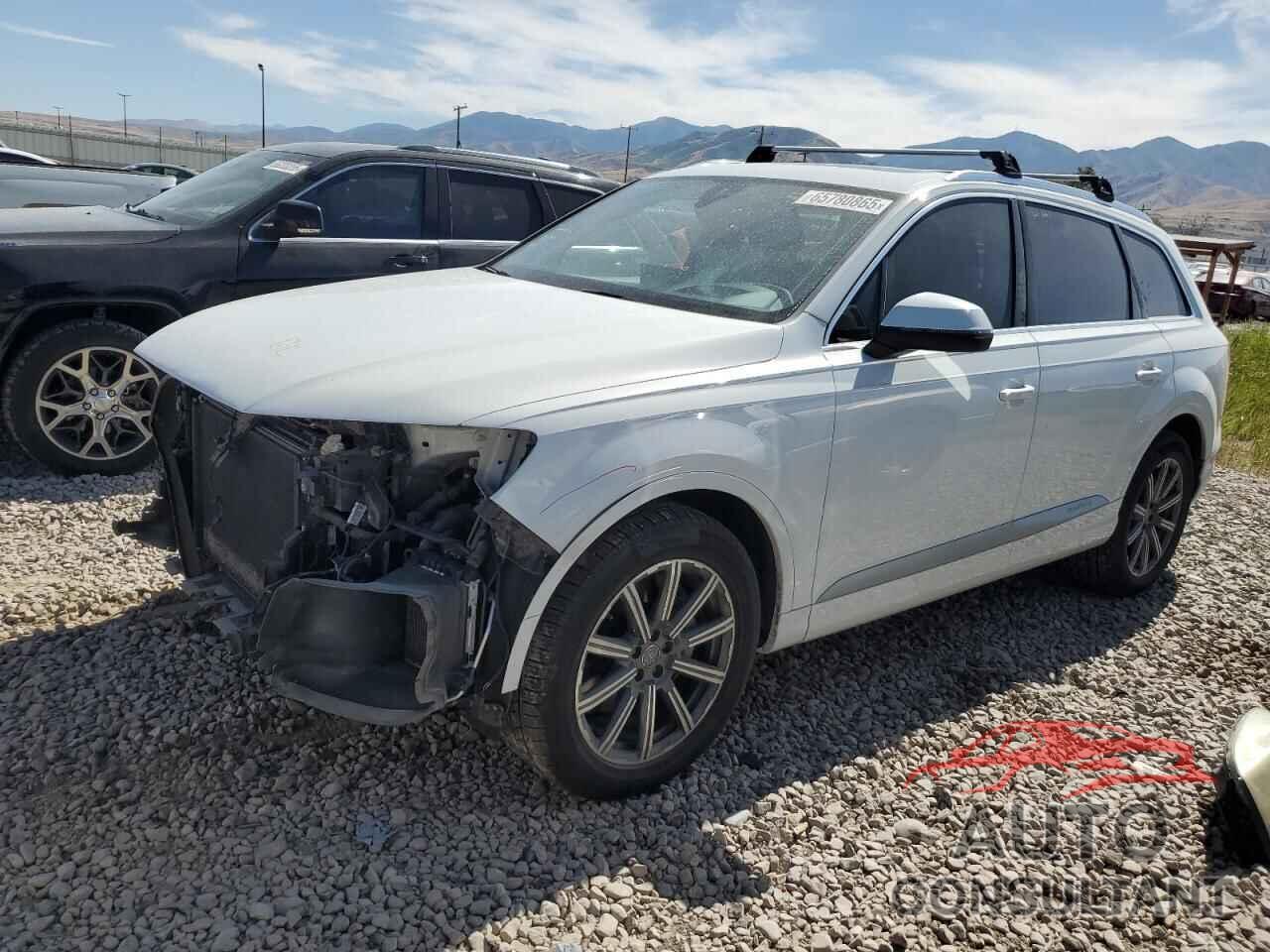 AUDI Q7 2018 - WA1VAAF78JD052929