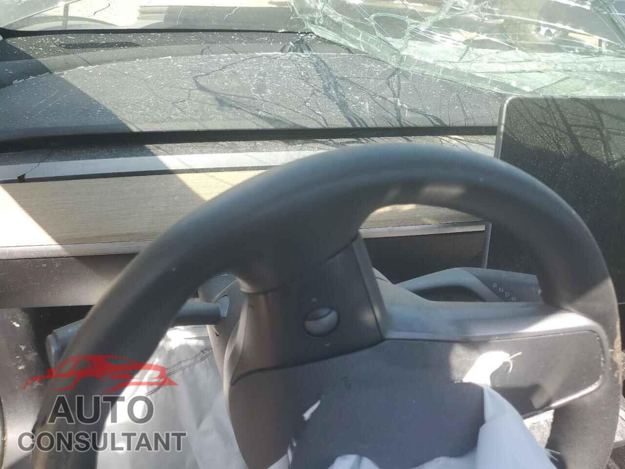 TESLA MODEL 3 2022 - 5YJ3E1EA5NF368513
