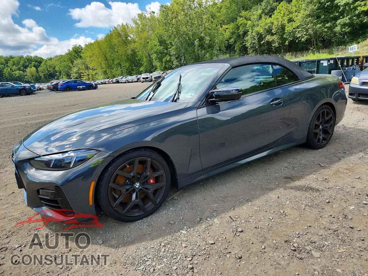 BMW M4 2025 - WBA63DB06SCT64752