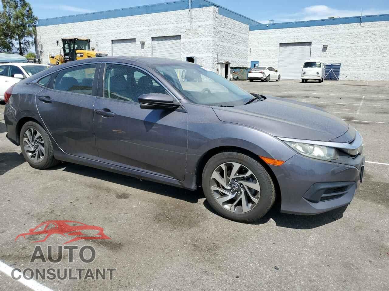 HONDA CIVIC 2018 - 2HGFC2F76JH528755