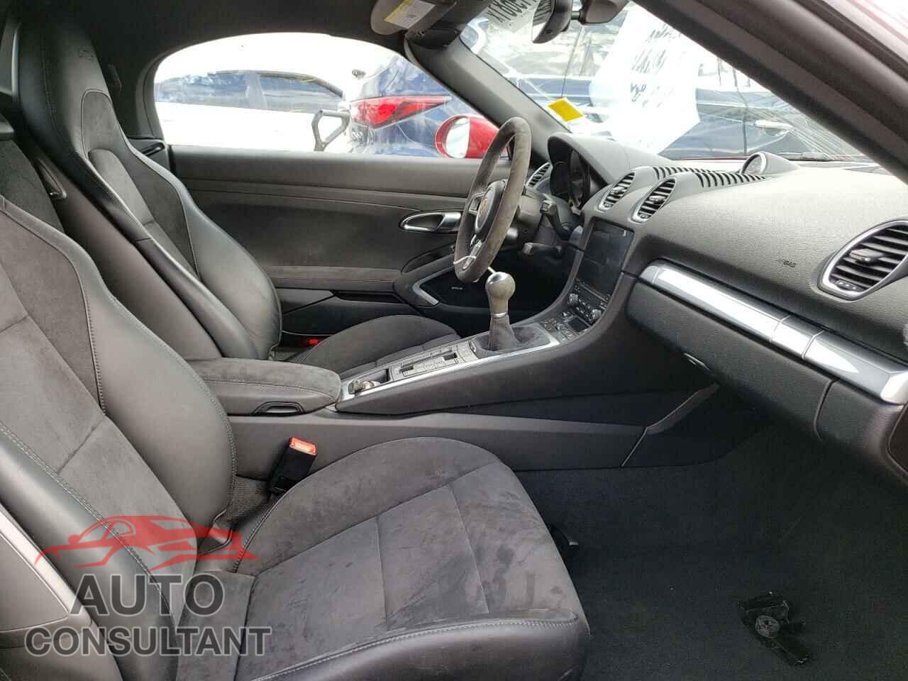 PORSCHE BOXSTER 2018 - WP0CB2A84JS229486
