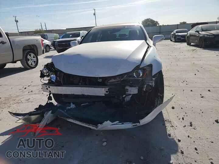 LEXUS IS 2013 - JTHBE5C26D5031247
