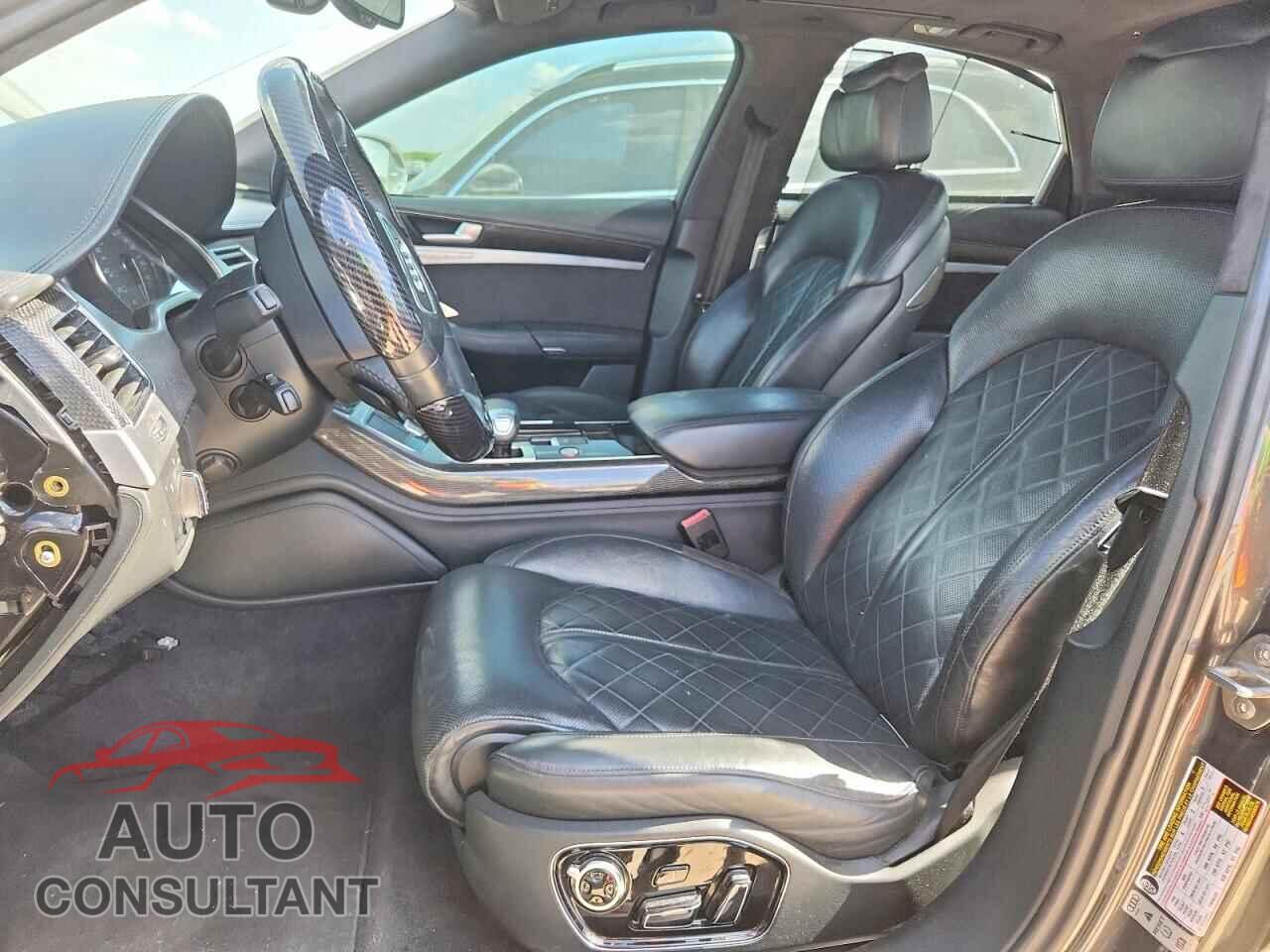 AUDI S8 2014 - WAUD2AFD2EN005686