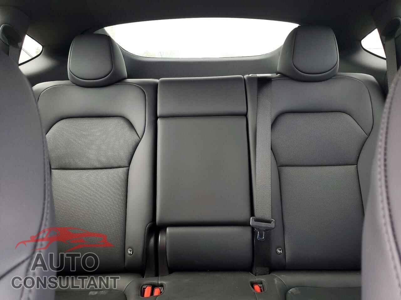 TESLA MODEL Y 2026 - 7SAYGDED1TF638493