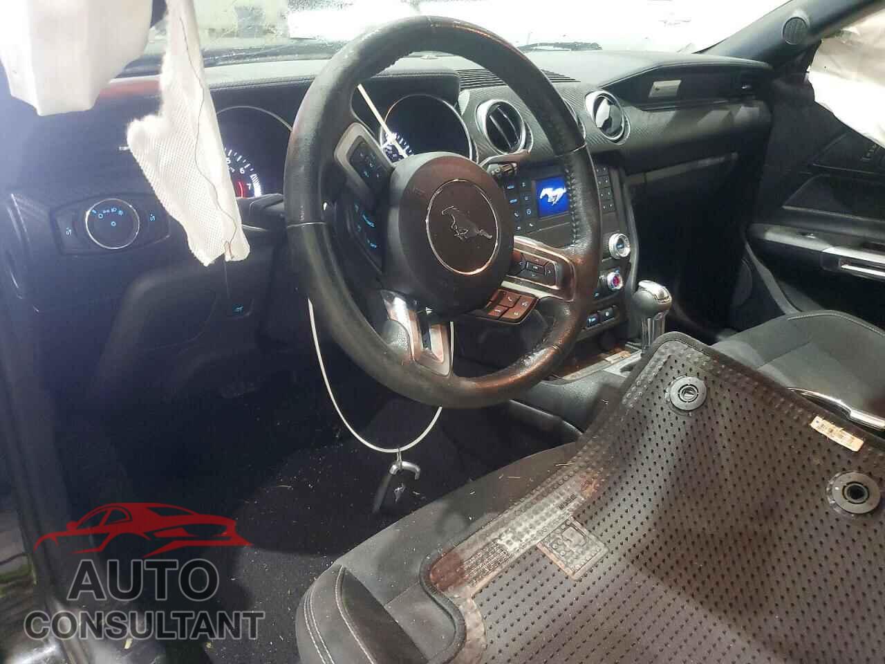 FORD MUSTANG 2019 - 1FA6P8TH9K5174621