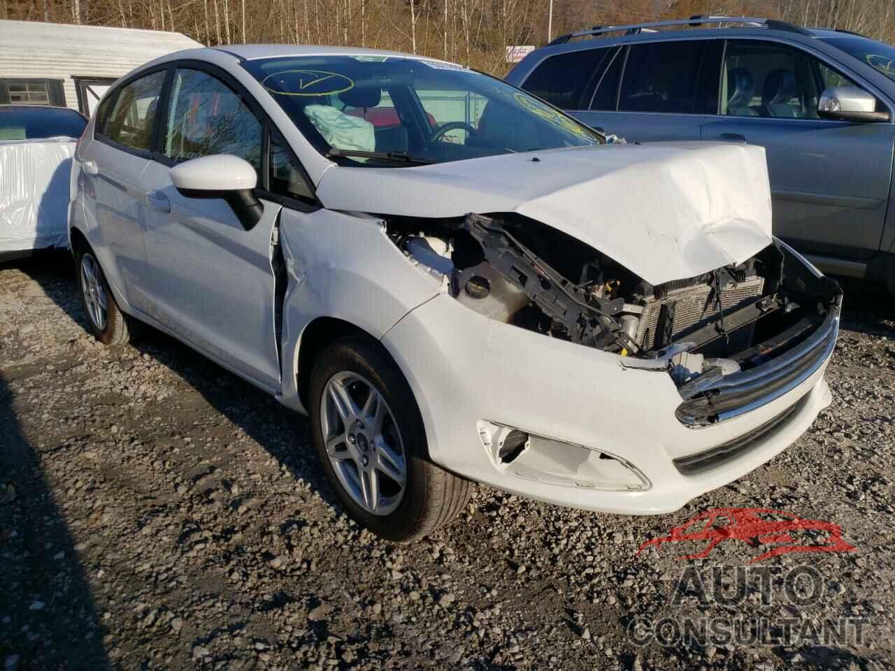 FORD FIESTA 2018 - 3FADP4EJ9JM118834