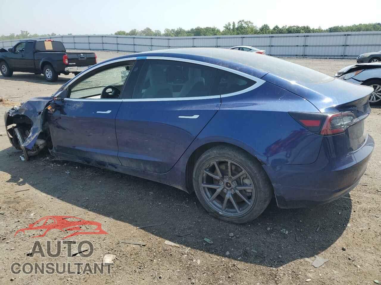 TESLA MODEL 3 2018 - 5YJ3E1EB5JF075178