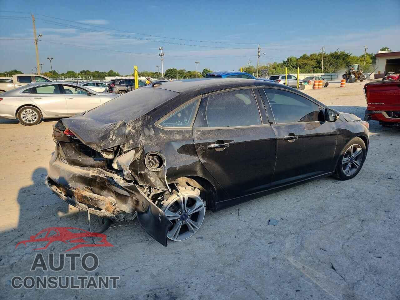 FORD FOCUS 2018 - 1FADP3FEXJL286429