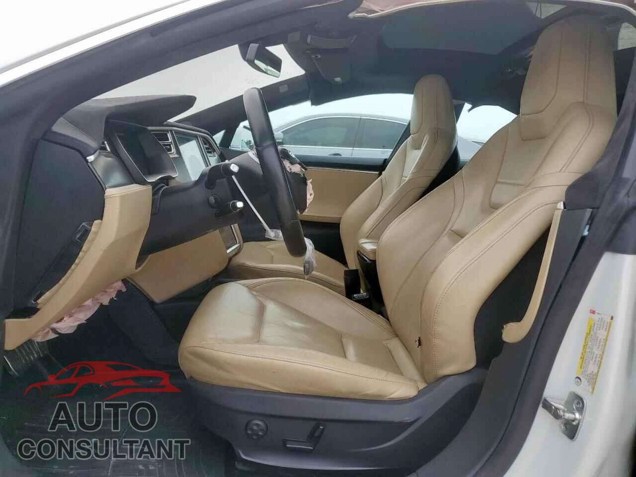 TESLA MODEL S 2015 - 5YJSA1E28FF103618