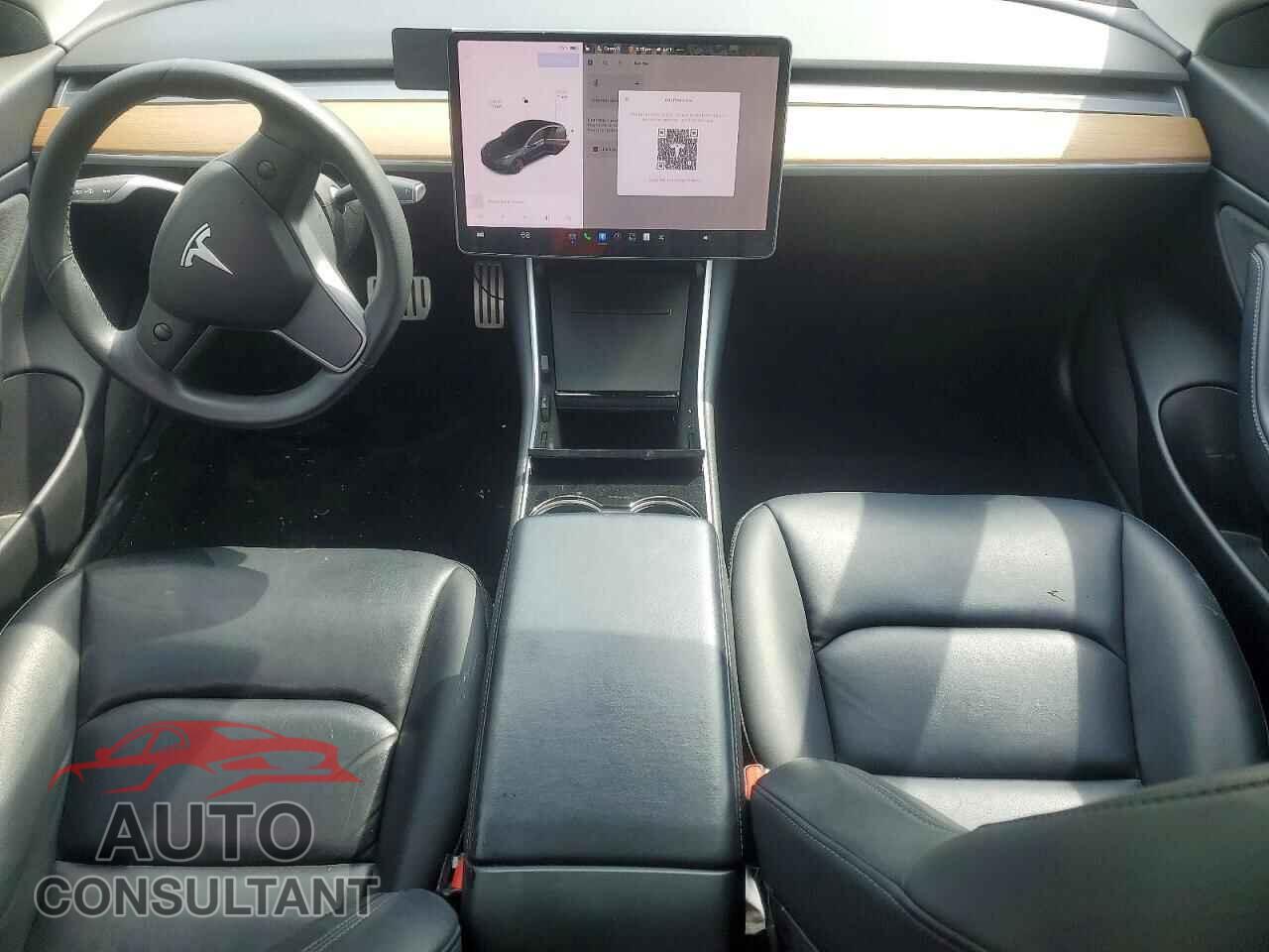 TESLA MODEL 3 2020 - 5YJ3E1EC3LF669263